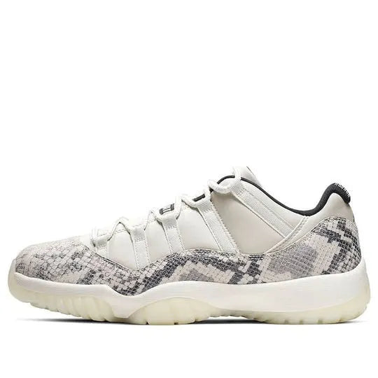 Air Jordan 11 Snakeskin Light Bone - Hình 3