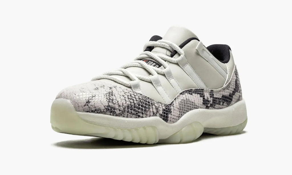 Air Jordan 11 Snakeskin Bone - Hình 5