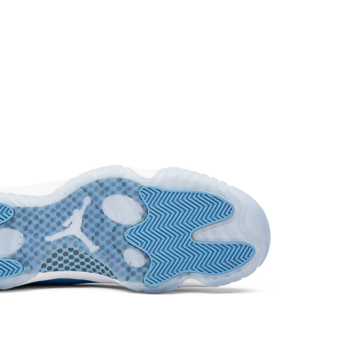 iconic Air Jordan 11 Low UNC - Hình 5