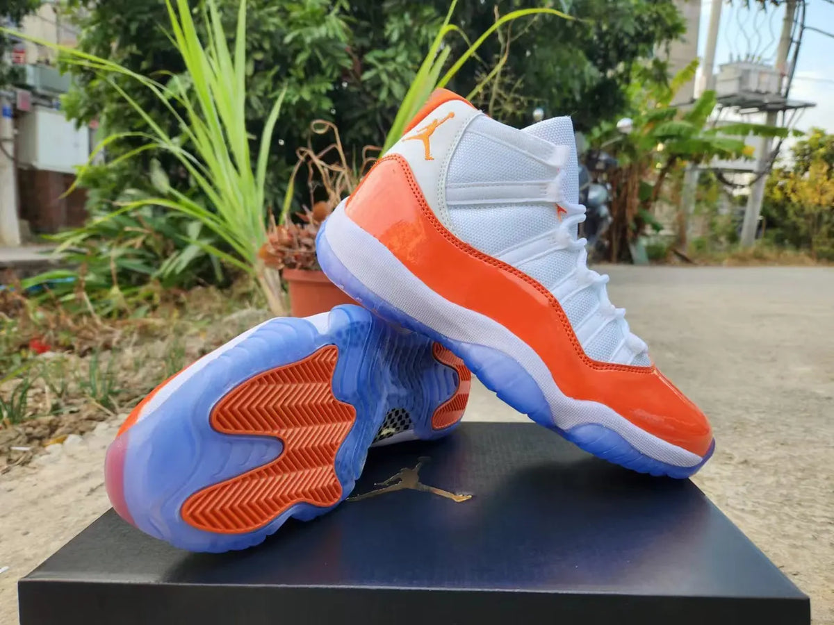 Air Jordan 11 Retro Orange - Hình 3