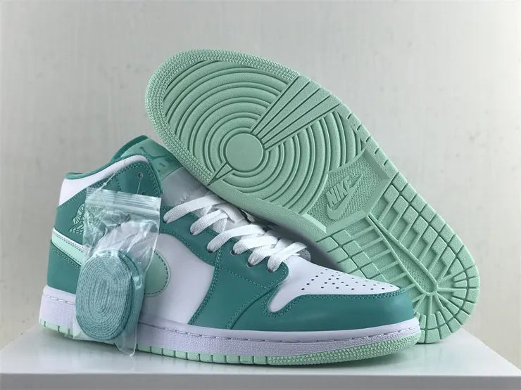 Air Jordan 1 Mid Seafoam - Hình 17