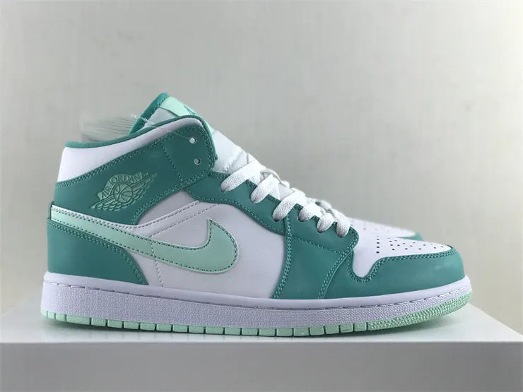 Air Jordan 1 Mid Seafoam - Hình 18