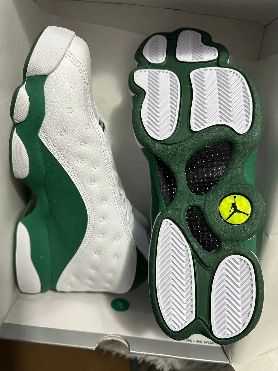 Air Jordan 13 White Lucky Green - Hình 3