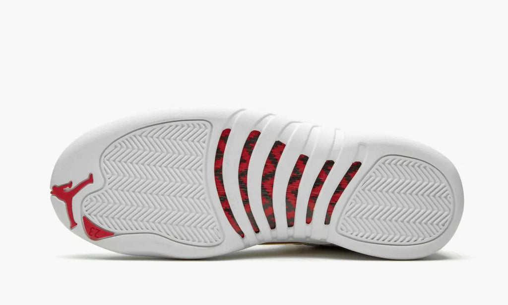 retro iconic Air Jordan 12 White Red - Hình 6