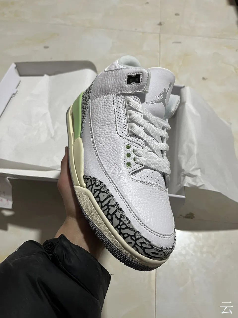 retro Air Jordan 3 Lucky Green - Hình 2
