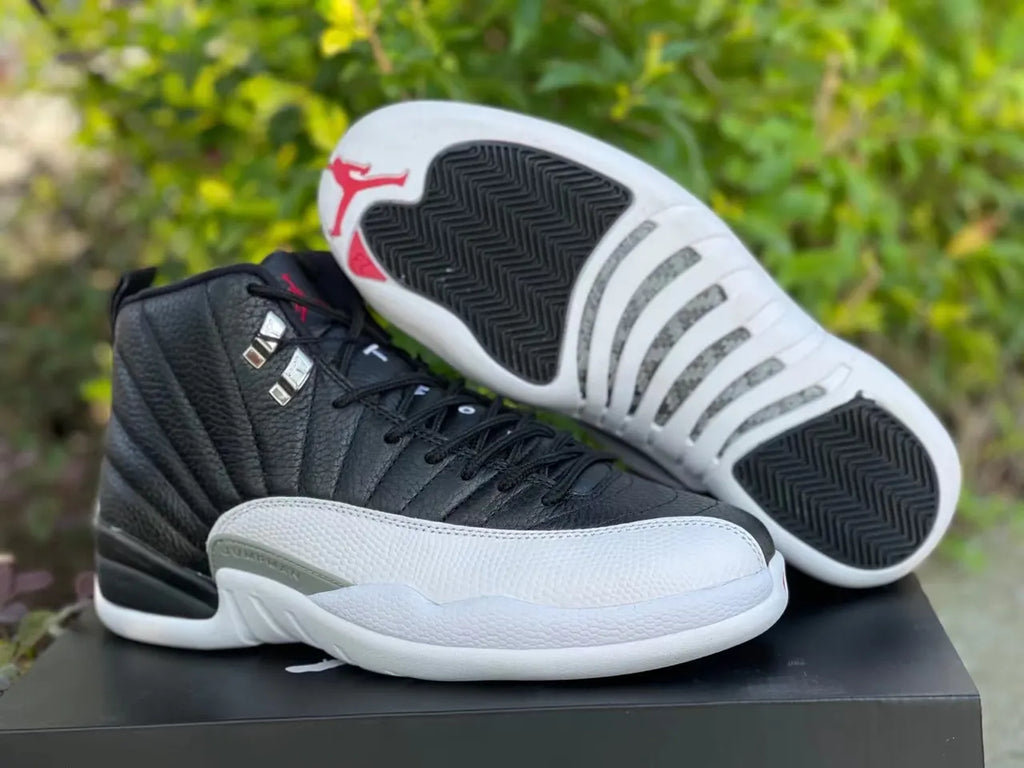 Air Jordan 12 Retro Black White