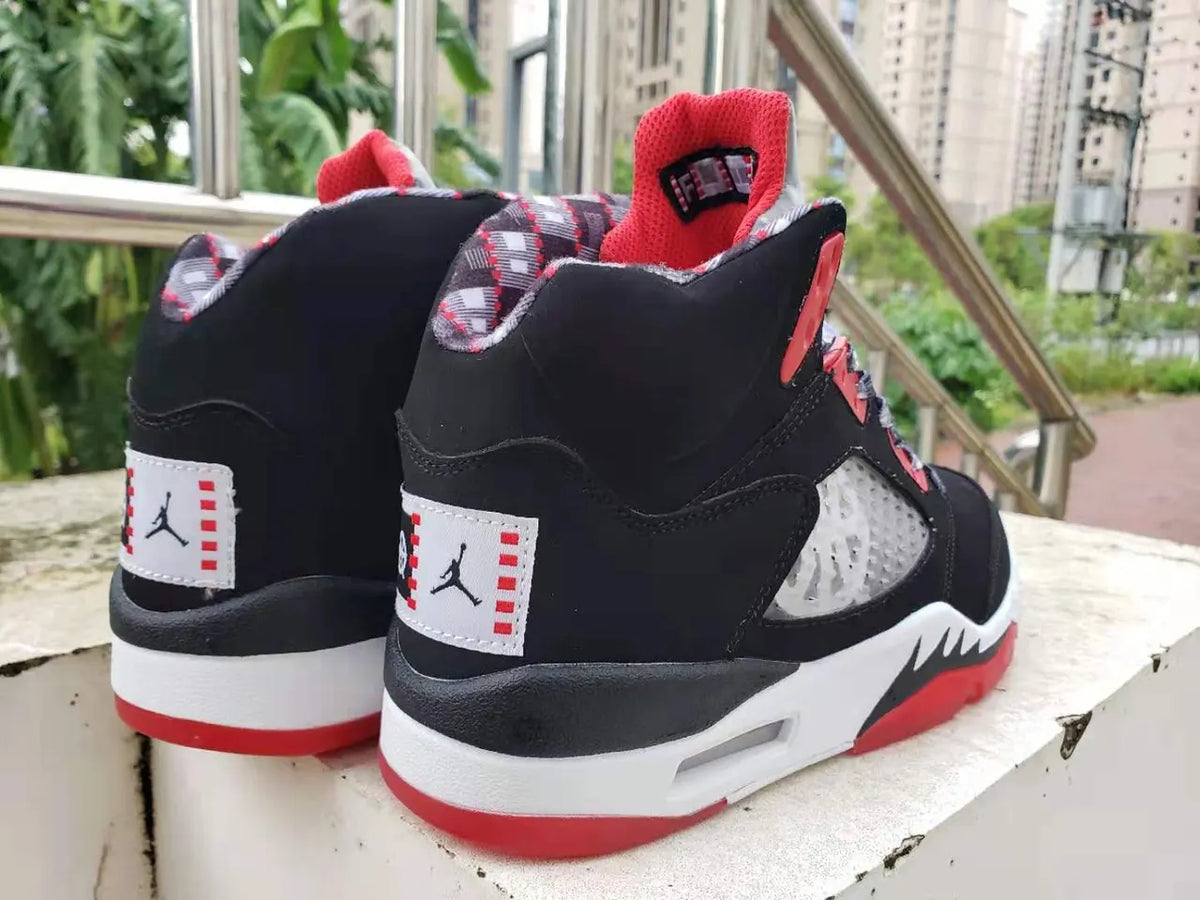 Air Jordan 5 Retro - Hình 4