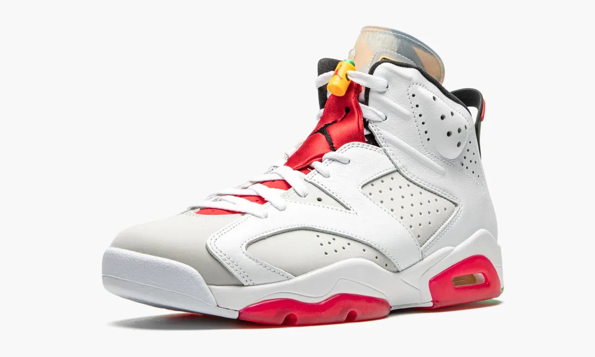 white Air Jordan 6 Retro - Hình 5
