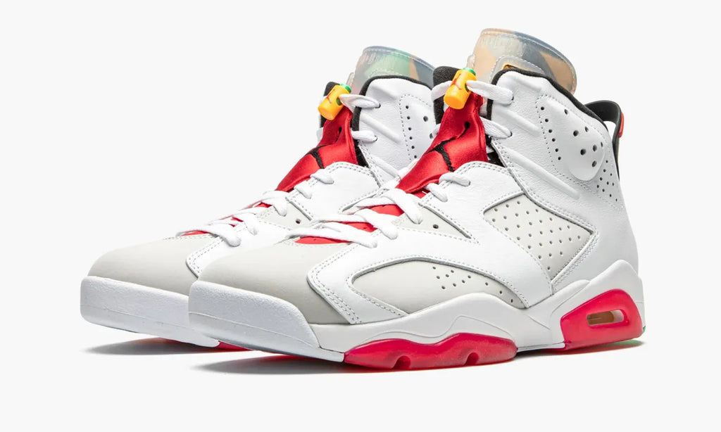 white Air Jordan 6 Retro - Hình 3