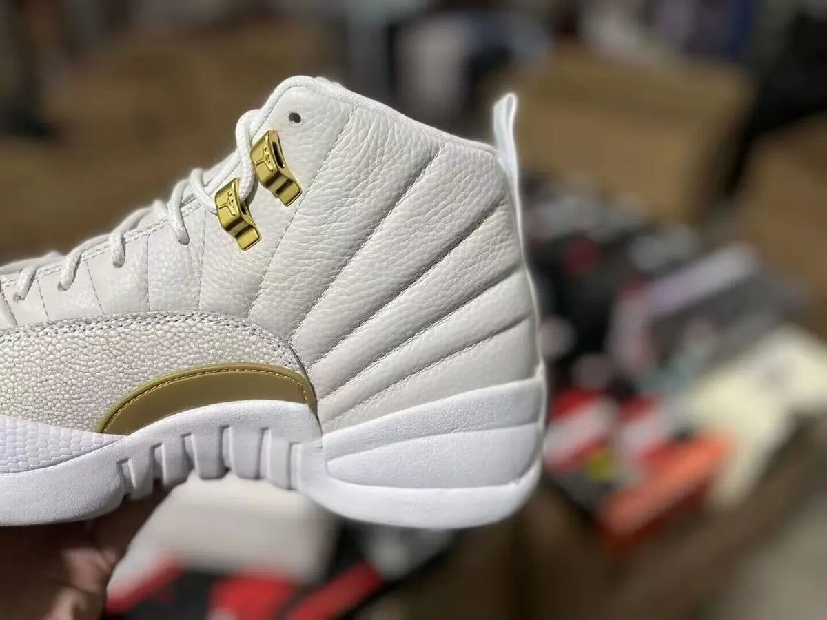 Air Jordan 12 Cream Gold - Hình 2