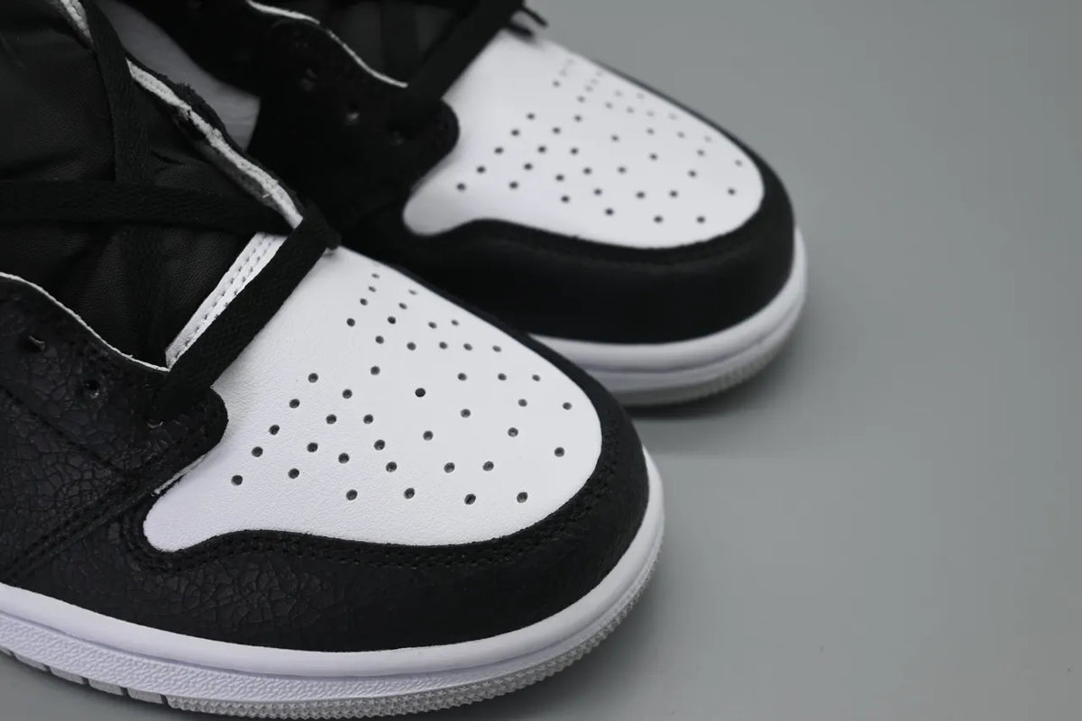 premium Air Jordan 1 High Panda - Hình 5