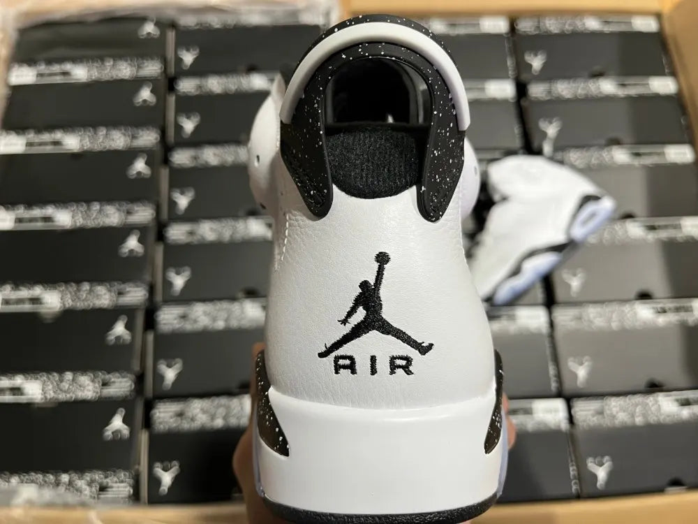 Air Jordan 6 Retro White Oreo - Hình 6