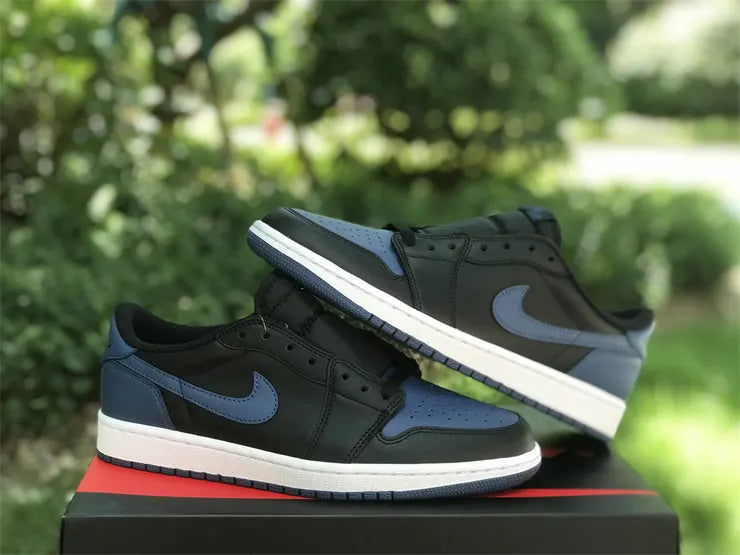 leather Air Jordan 1 Low Black Royal - Hình 15
