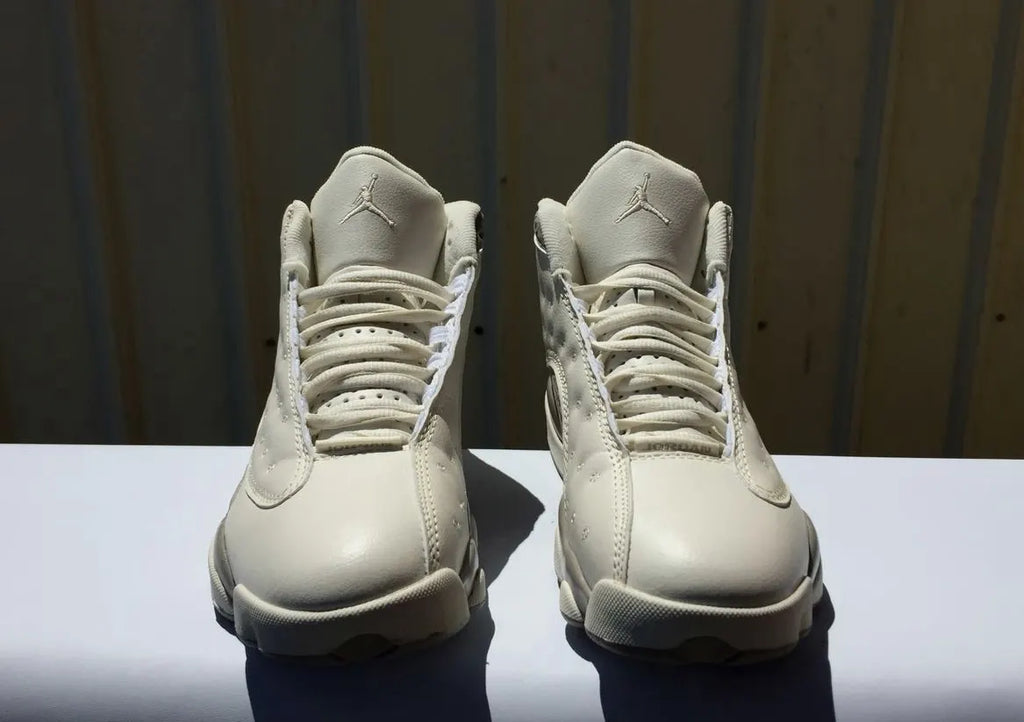 Air Jordan 13 Neutral Grey - Hình 3