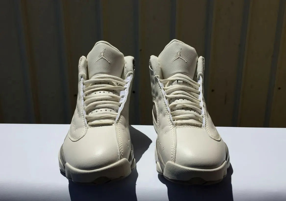 Air Jordan 13 Neutral Grey - Hình 3