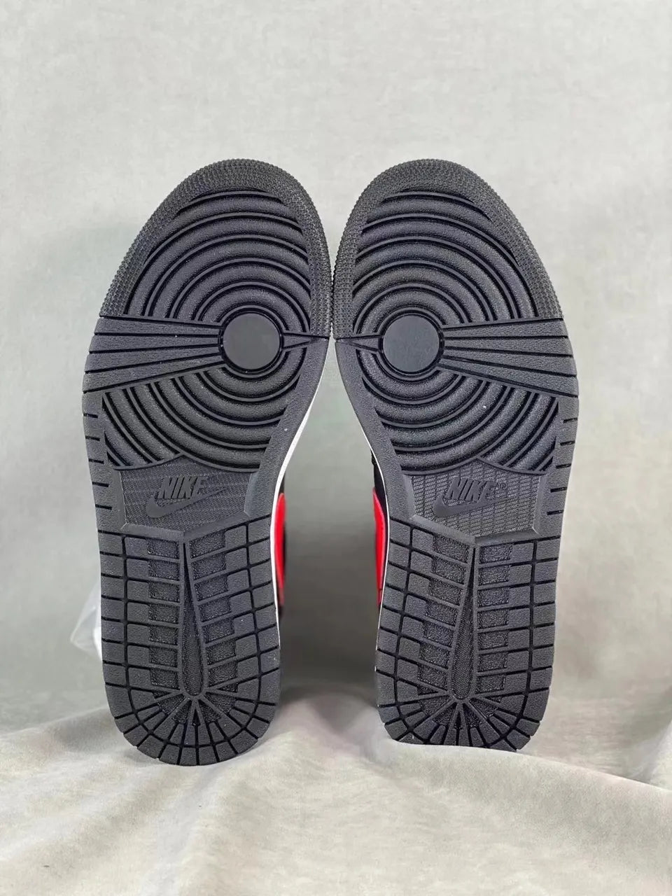 Air Jordan 1 Low Black White Red - Hình 5