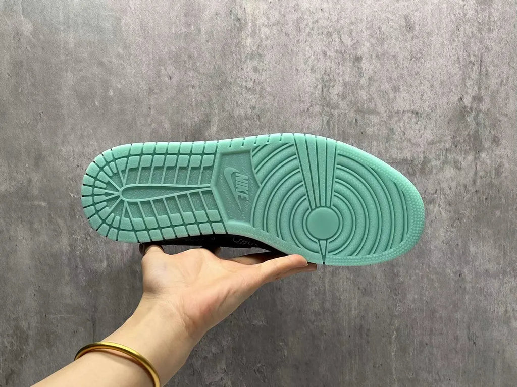 Nike Air Force 1 Kaws Black - Hình 5