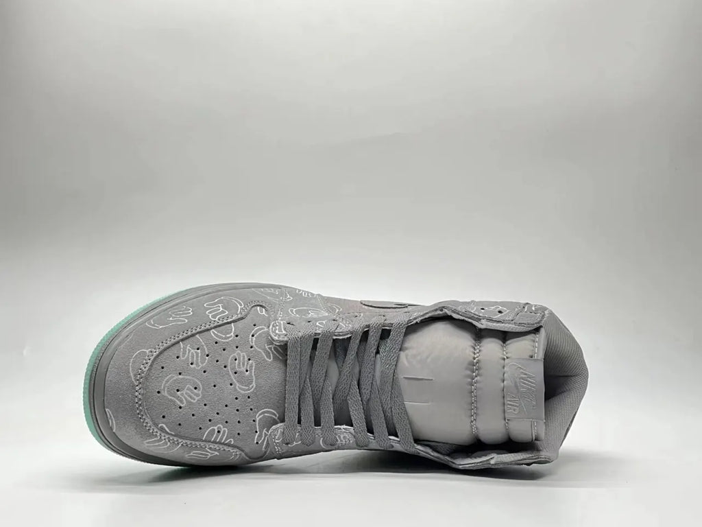 Air Jordan 1 High KAWS Grey - Hình 4