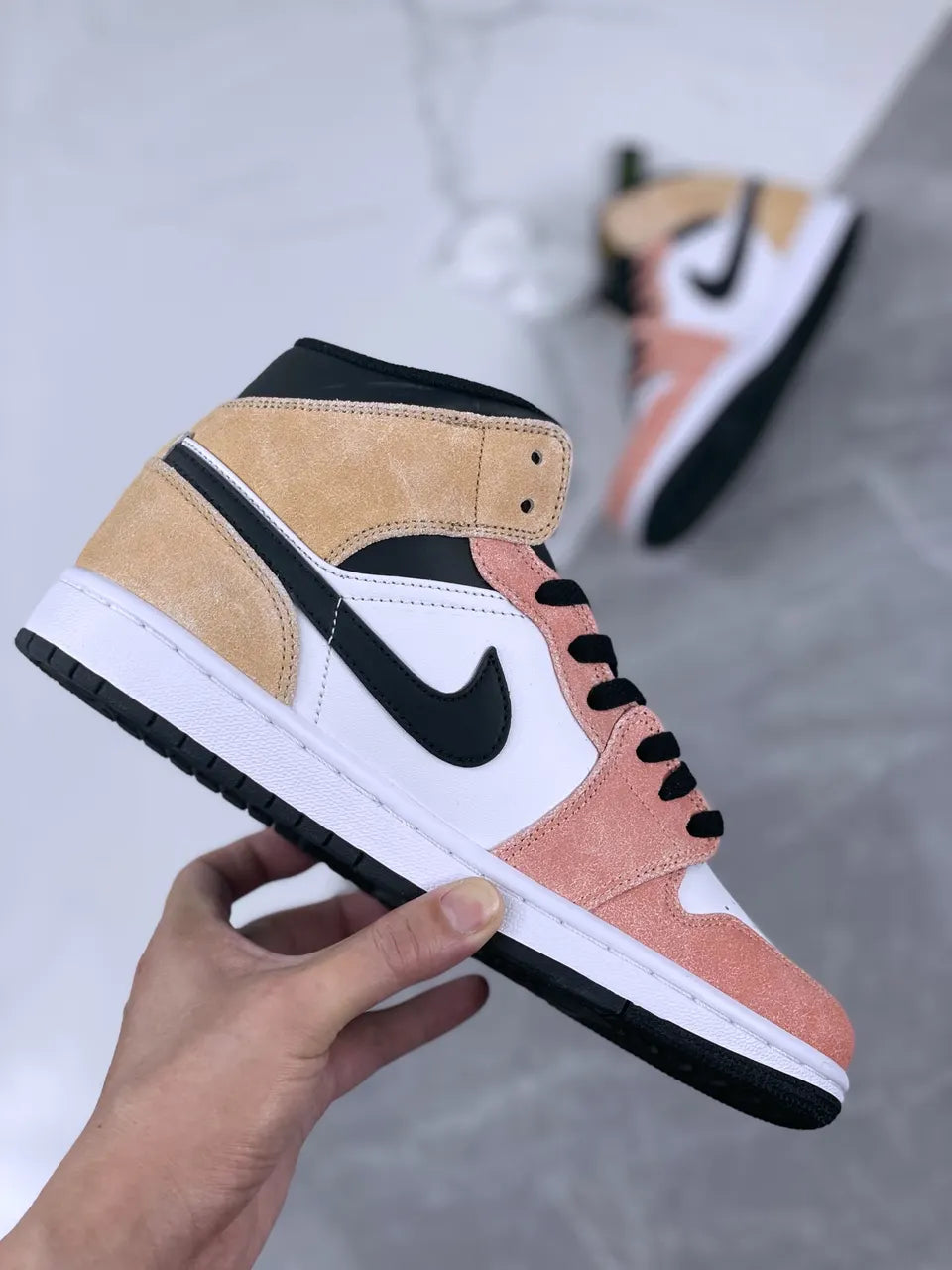 Air Jordan 1 Mid Peach Cream - Hình 4