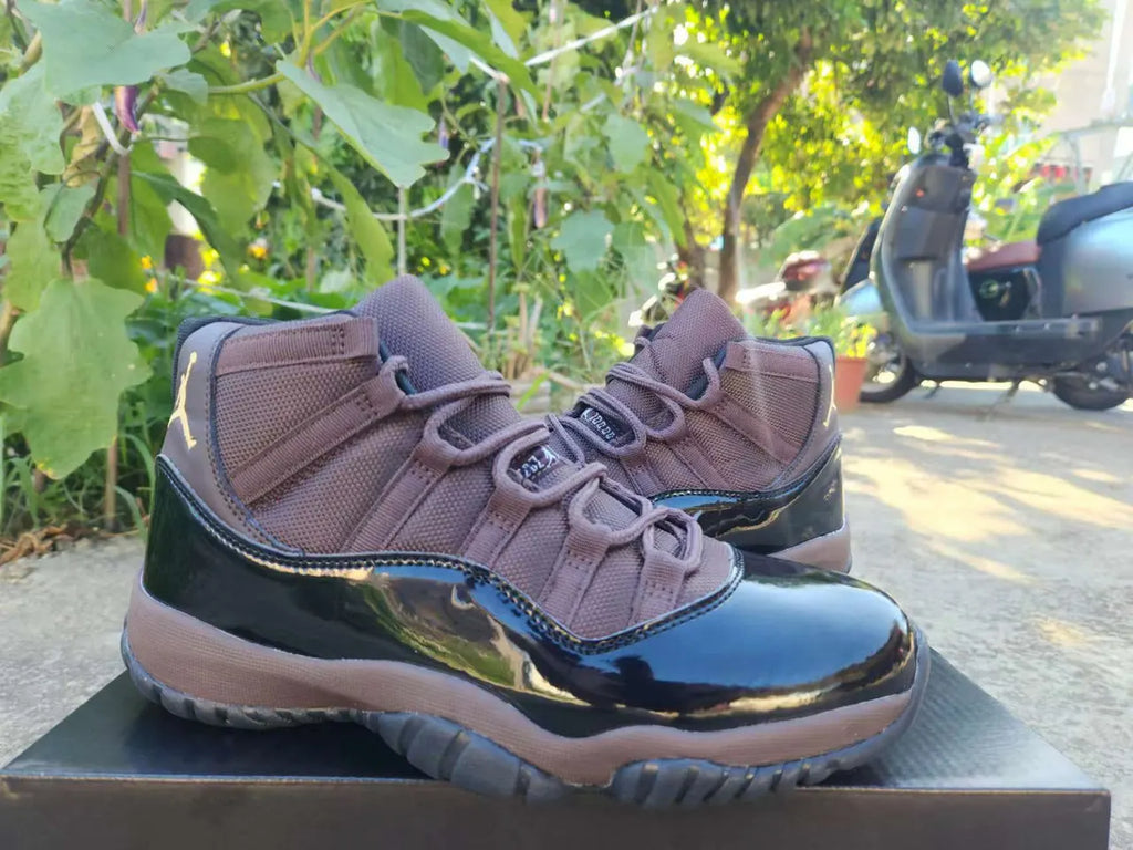 Air Jordan 11 Retro Brown