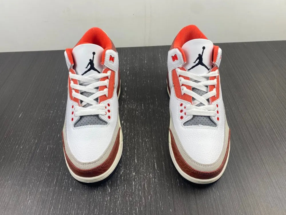 Air Jordan 3 Retro White Red iconic