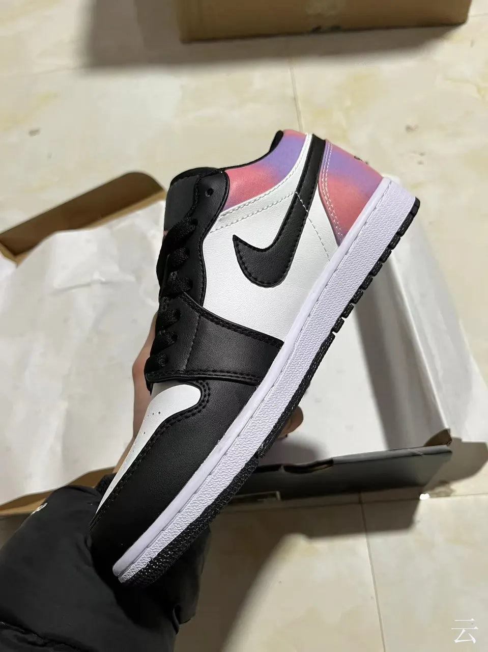 Air Jordan 1 Low Black White Purple - Hình 4