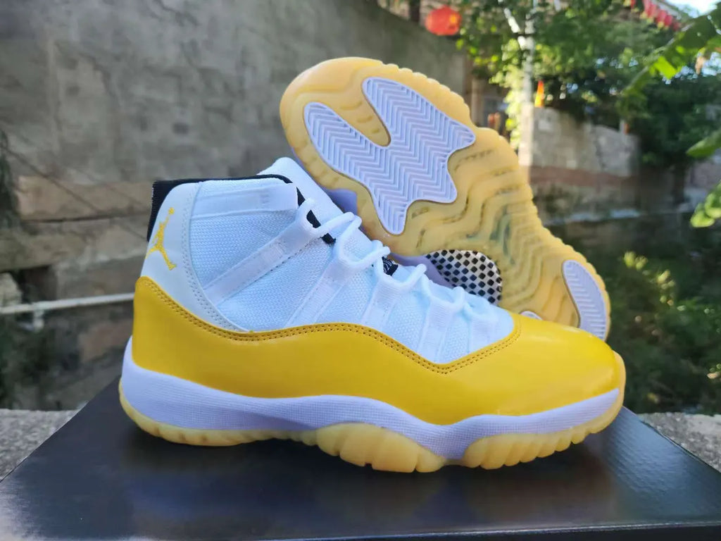 Air Jordan 11 Low Citrus - Hình 2