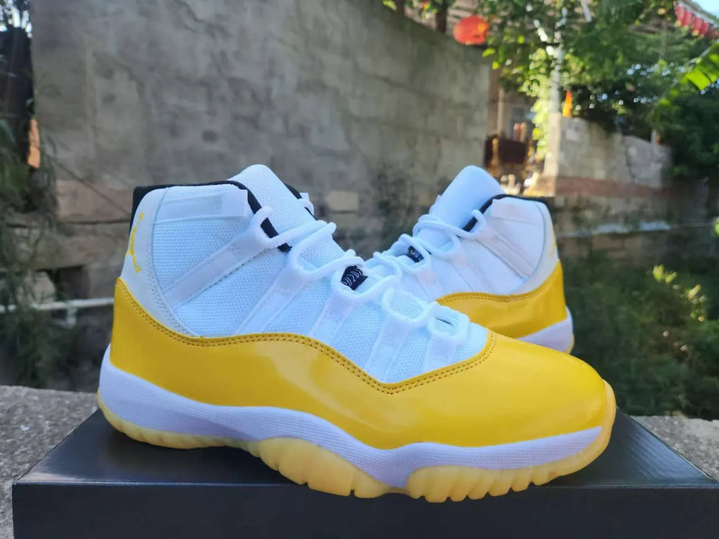 Air Jordan 11 Low Citrus - Hình 4