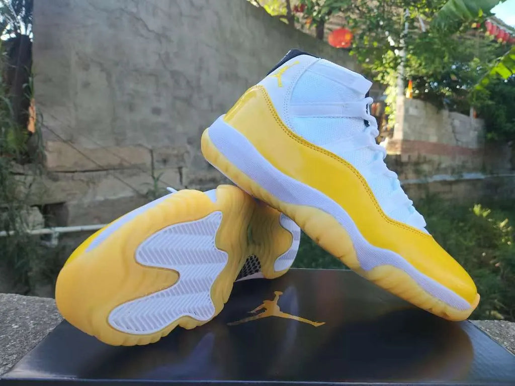Air Jordan 11 Low Citrus - Hình 3