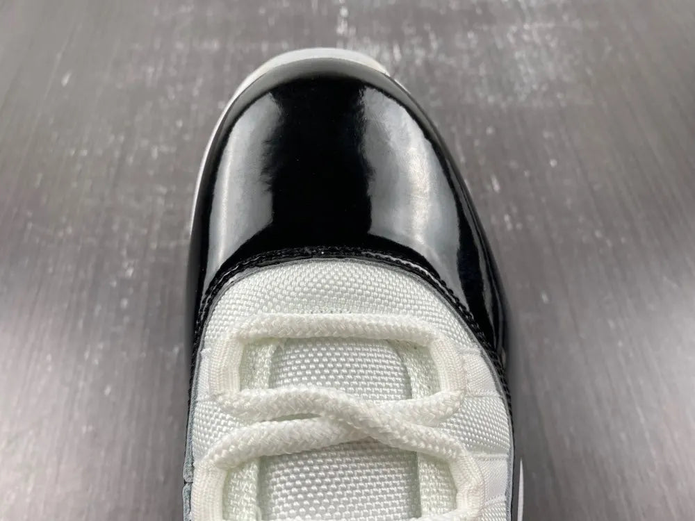 Air Jordan 11 Retro Jubilee - Hình 12