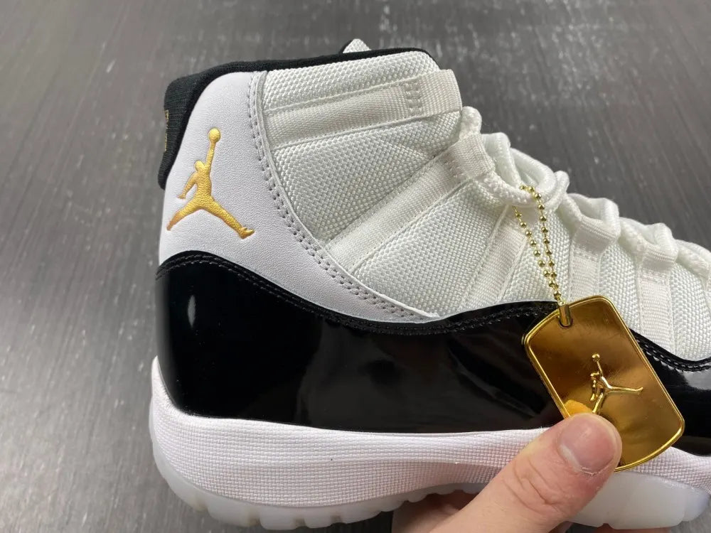 Air Jordan 11 Retro Jubilee - Hình 14