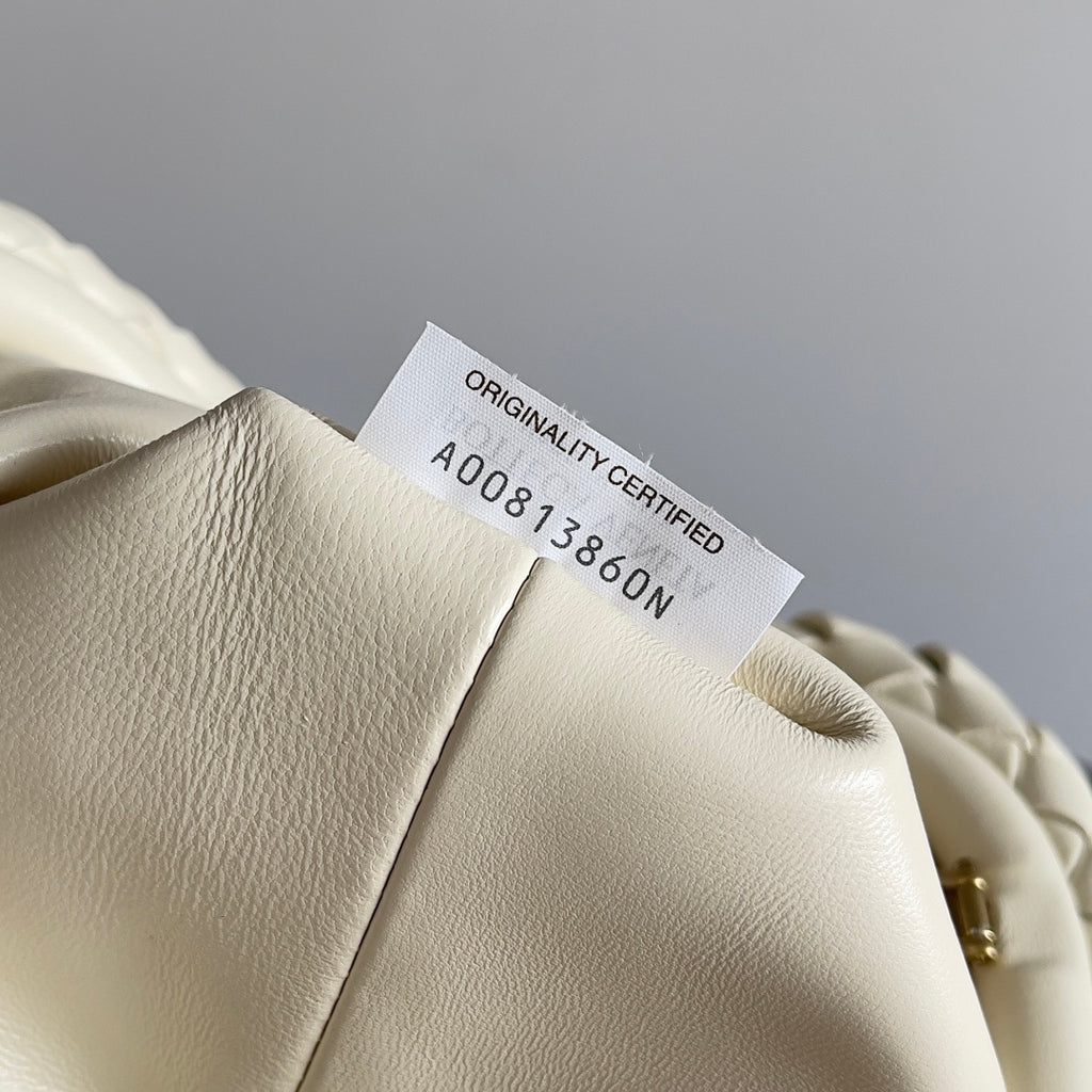 Bottega Veneta 804038 Black Clutch Bag Edition 4 - detail image 8