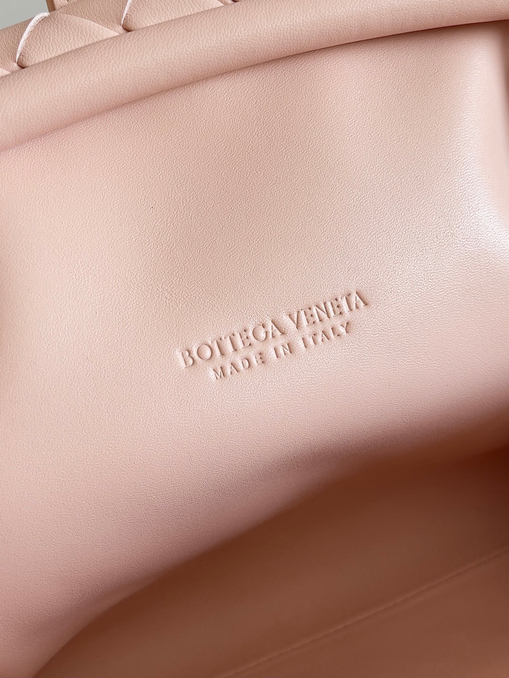 Bottega Veneta 785807 Black & Rose Gold Clutch Bag - detail image 6