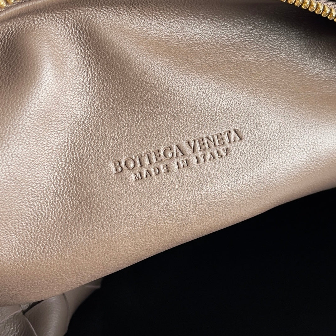 Bottega Veneta 690225 Brown Designer Handbag - detail image 7