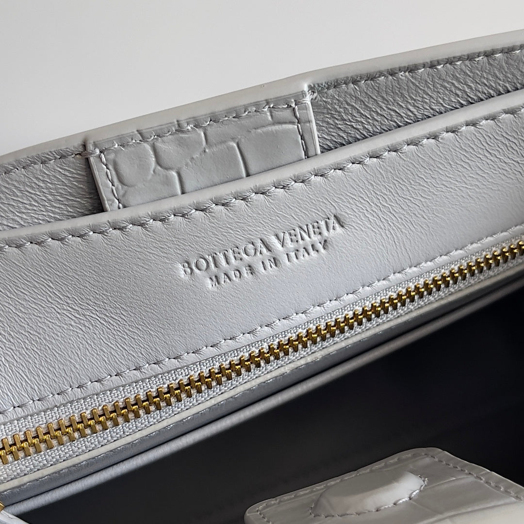 Bottega Veneta 777614 Silver Designer Handbag Edition 3 - detail image 7