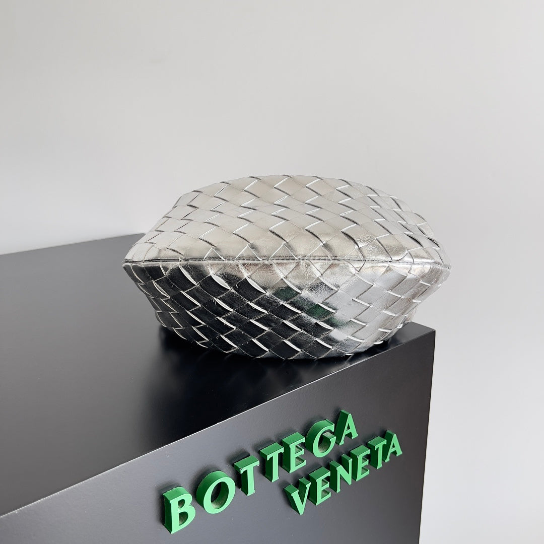 Bottega Veneta 651876 Black Hobo Bag 26 × 13 × 8.5 cm Edition 3 - detail image 2