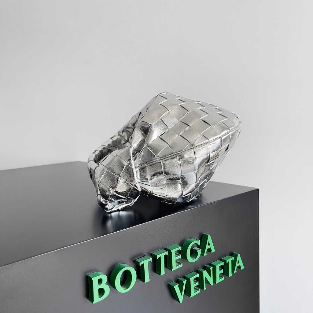 Bottega Veneta 651876 Black Hobo Bag 26 × 13 × 8.5 cm Edition 3 - detail image 5