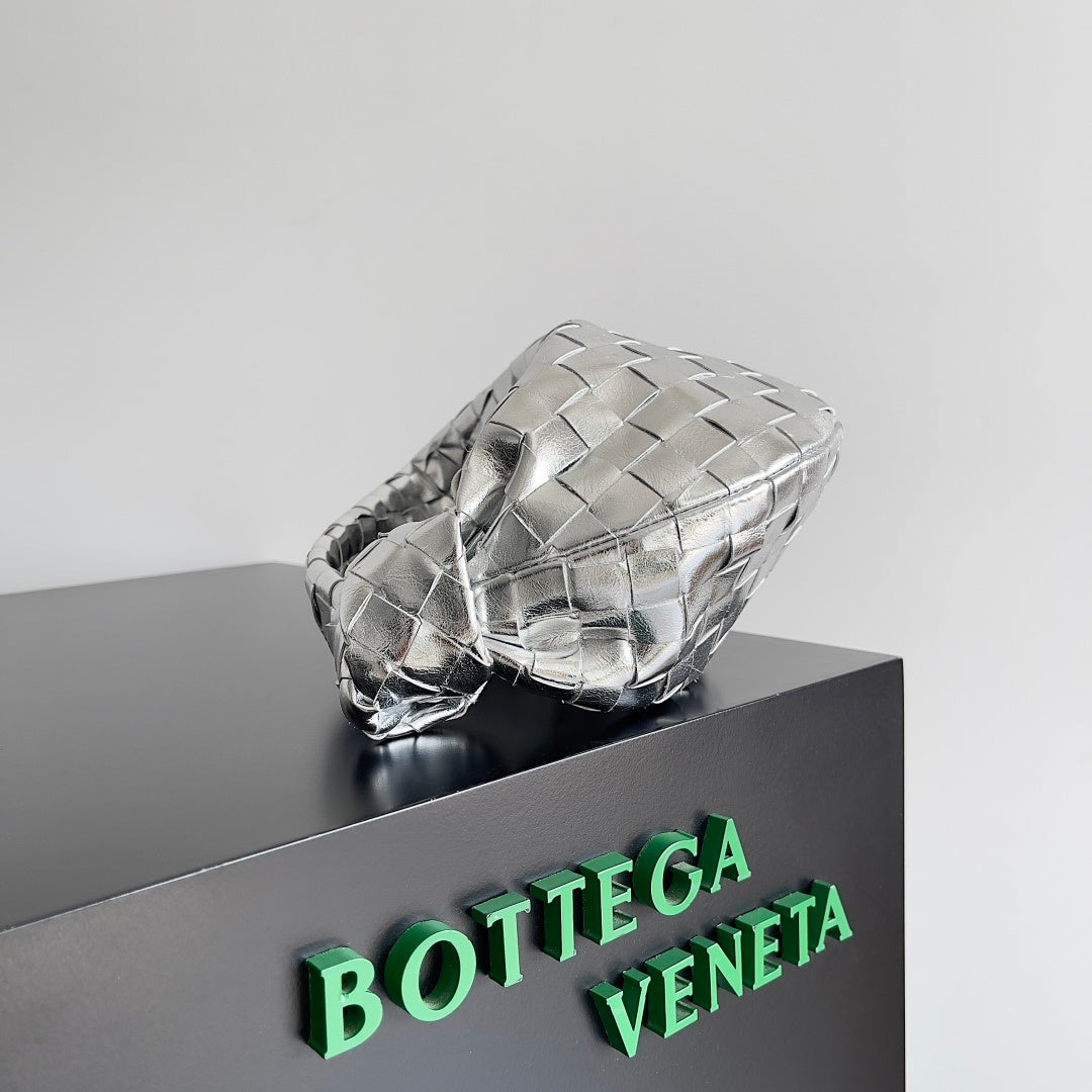 Bottega Veneta 651876 Black Hobo Bag 26 × 13 × 8.5 cm Edition 3 - detail image 5
