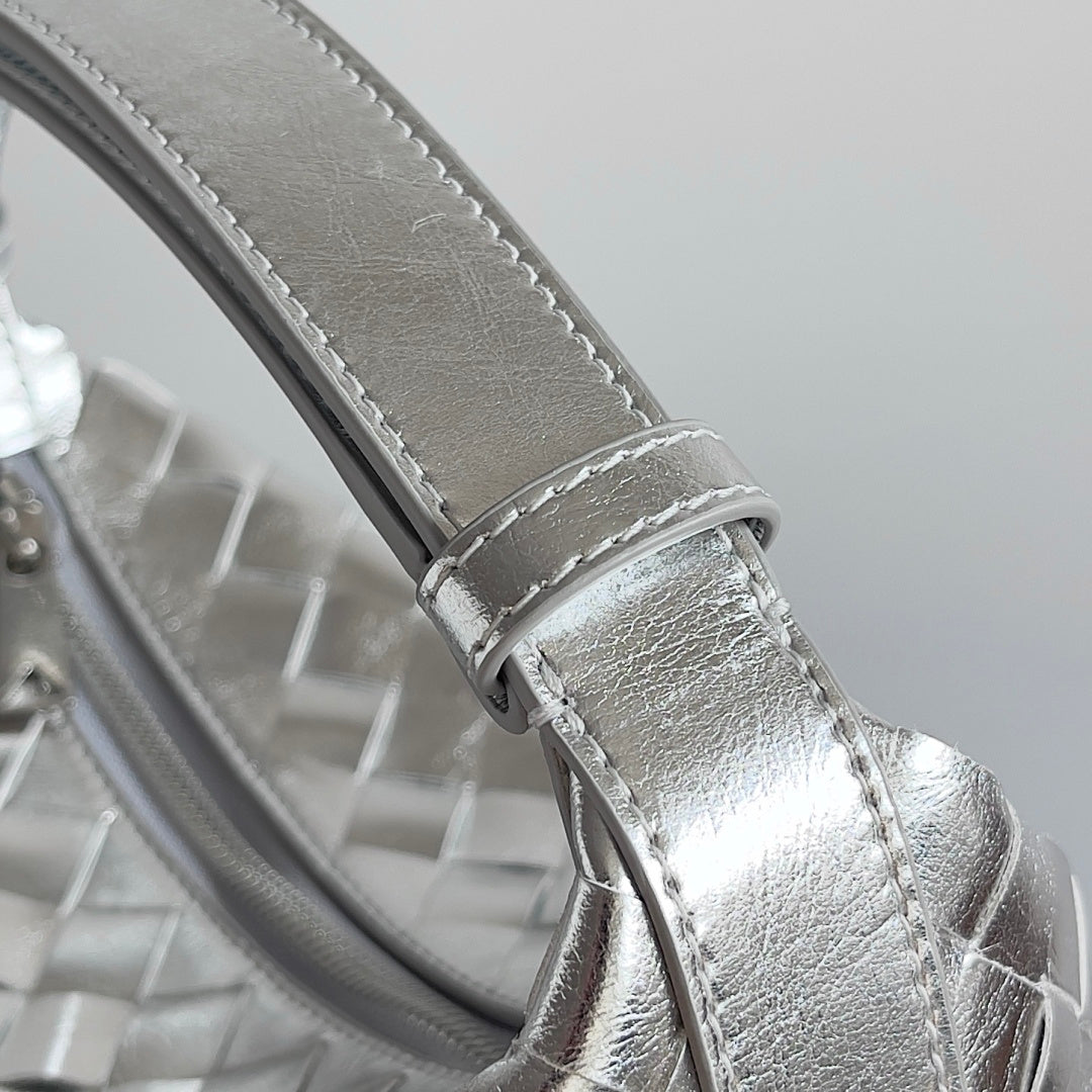 Bottega Veneta 754443 Black Designer Handbag Edition 2 - detail image 4