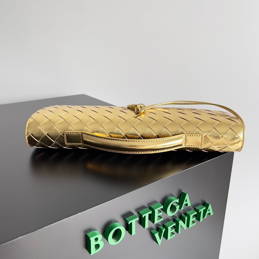 Bottega Veneta 741511 Black & Gold Designer Handbag - detail image 5