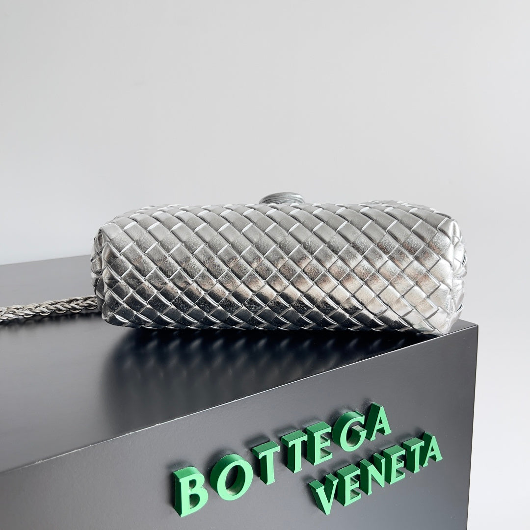Bottega Veneta 804038 Black Clutch Bag Edition 3 - detail image 3