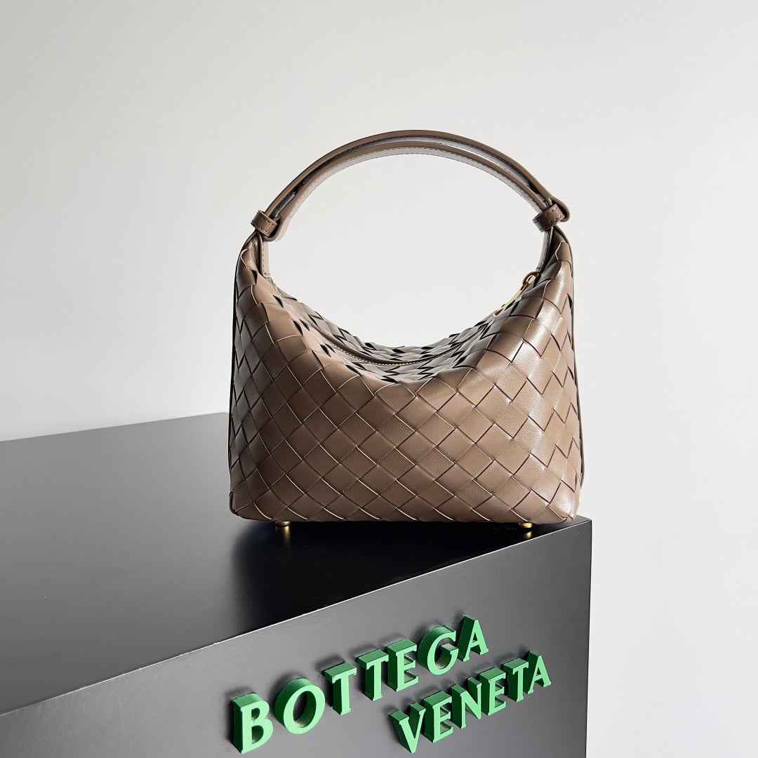 Bottega Veneta 754443 Black Designer Handbag Edition 3