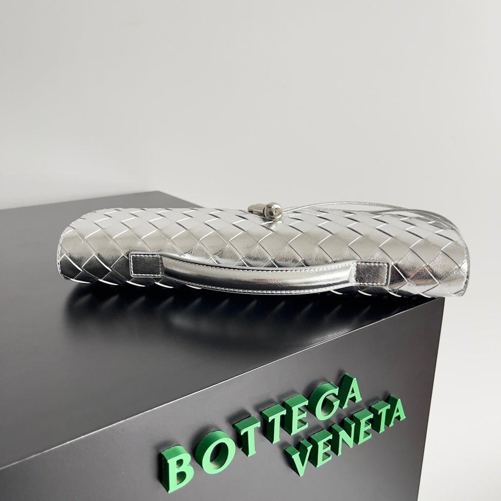 Bottega Veneta 741511 Black Designer Handbag Edition 4 - detail image 5