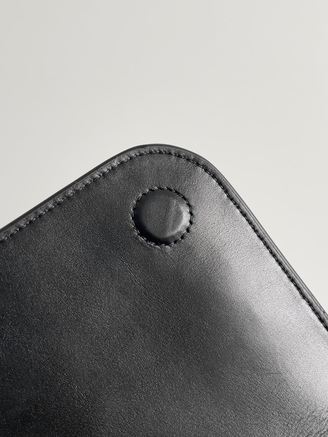 Bottega Veneta 795102 Black Designer Handbag Edition 2 - detail image 5
