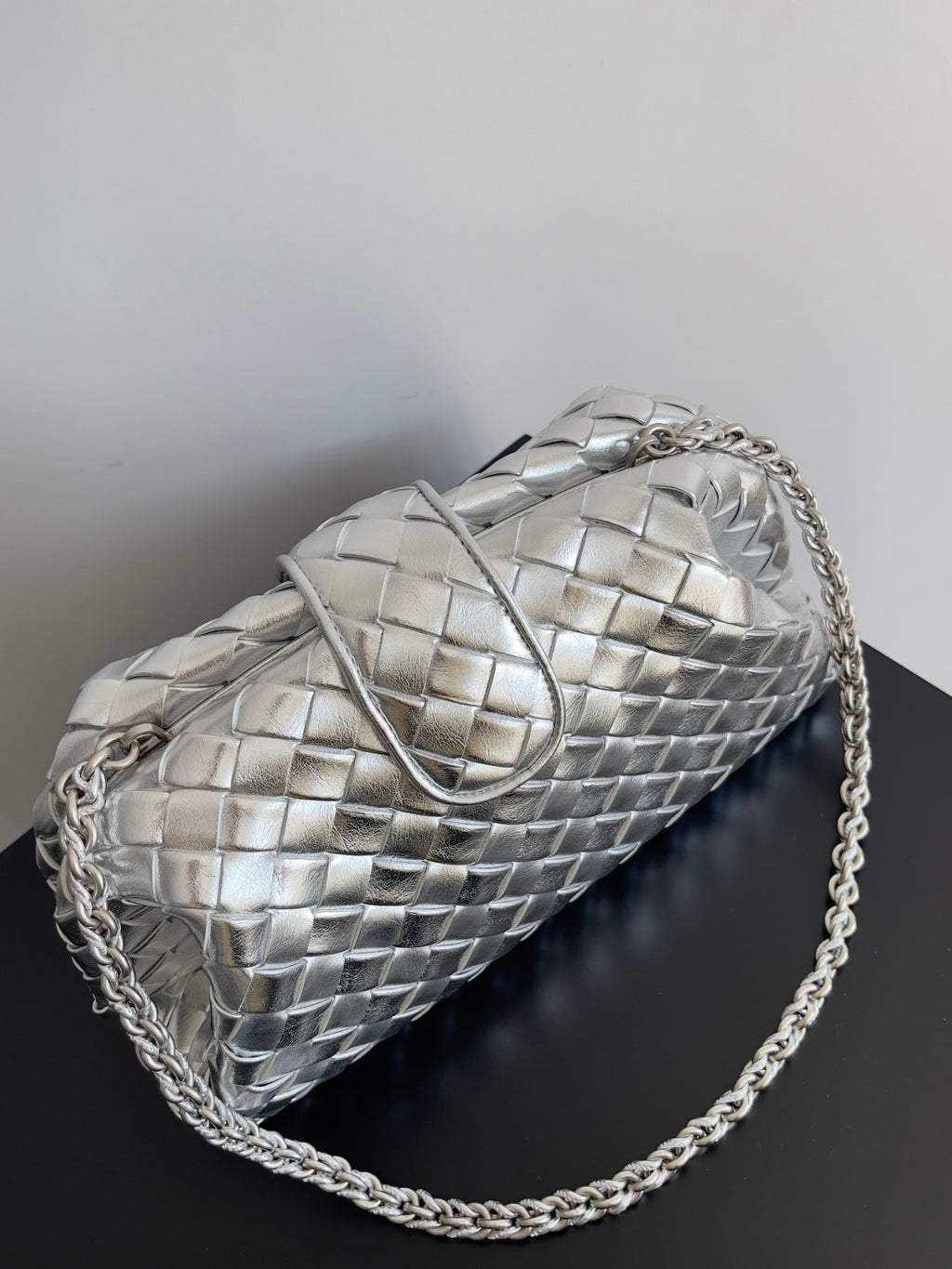 Bottega Veneta 785807 Black Clutch Bag Edition 6 - detail image 4