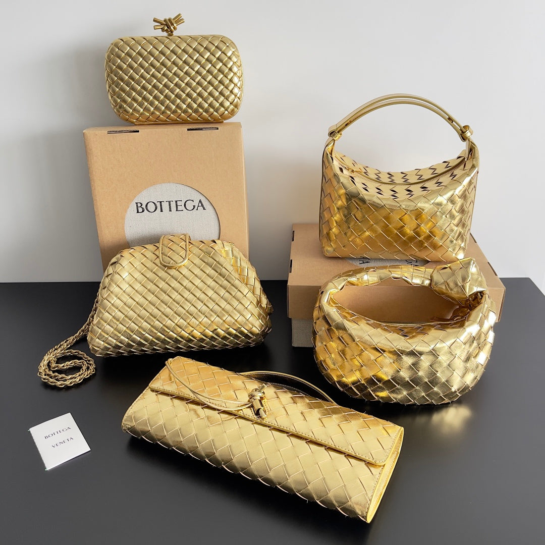 Bottega Veneta Multicolor Designer Handbag Edition 64