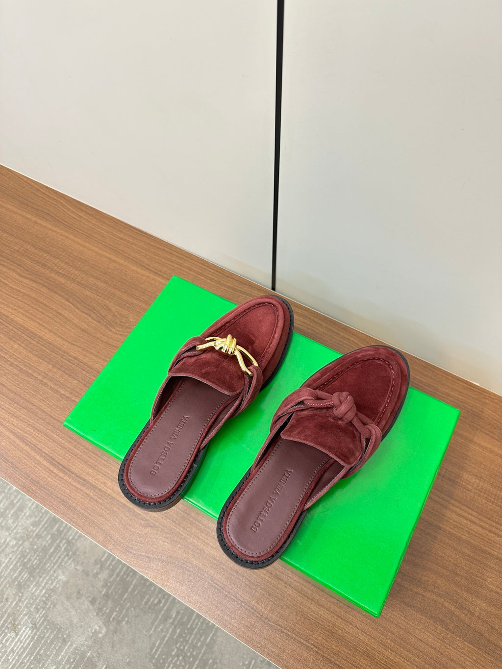 Bottega Veneta Green & Red Designer Shoes EU 35-39 - detail image 4
