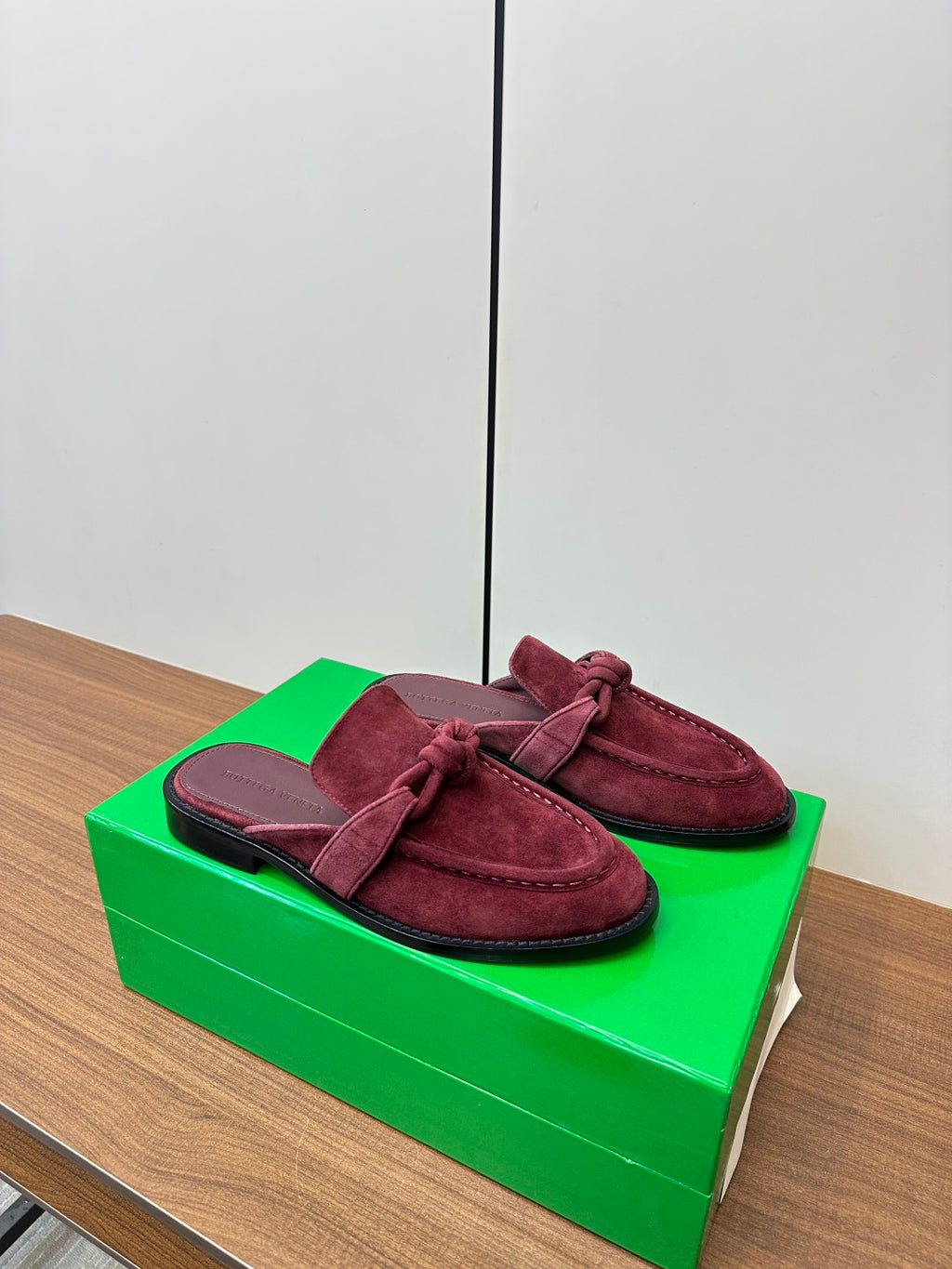 Bottega Veneta Green & Red Designer Shoes EU 35-39 - detail image 2