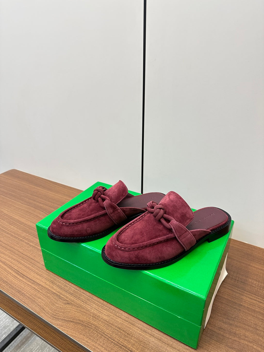 Bottega Veneta Green & Red Designer Shoes EU 35-39 - detail image 3