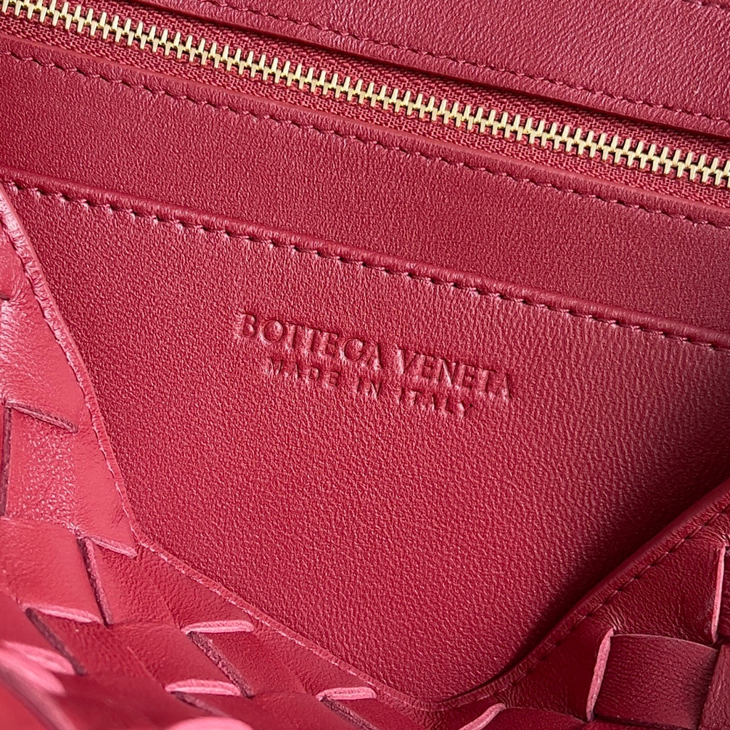 Bottega Veneta 754990 Red Designer Handbag - detail image 8